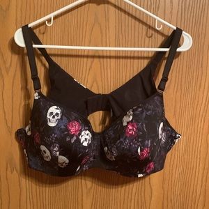 Torrid Lightly Lined 360 Smoothing Bra NWOT size 46B